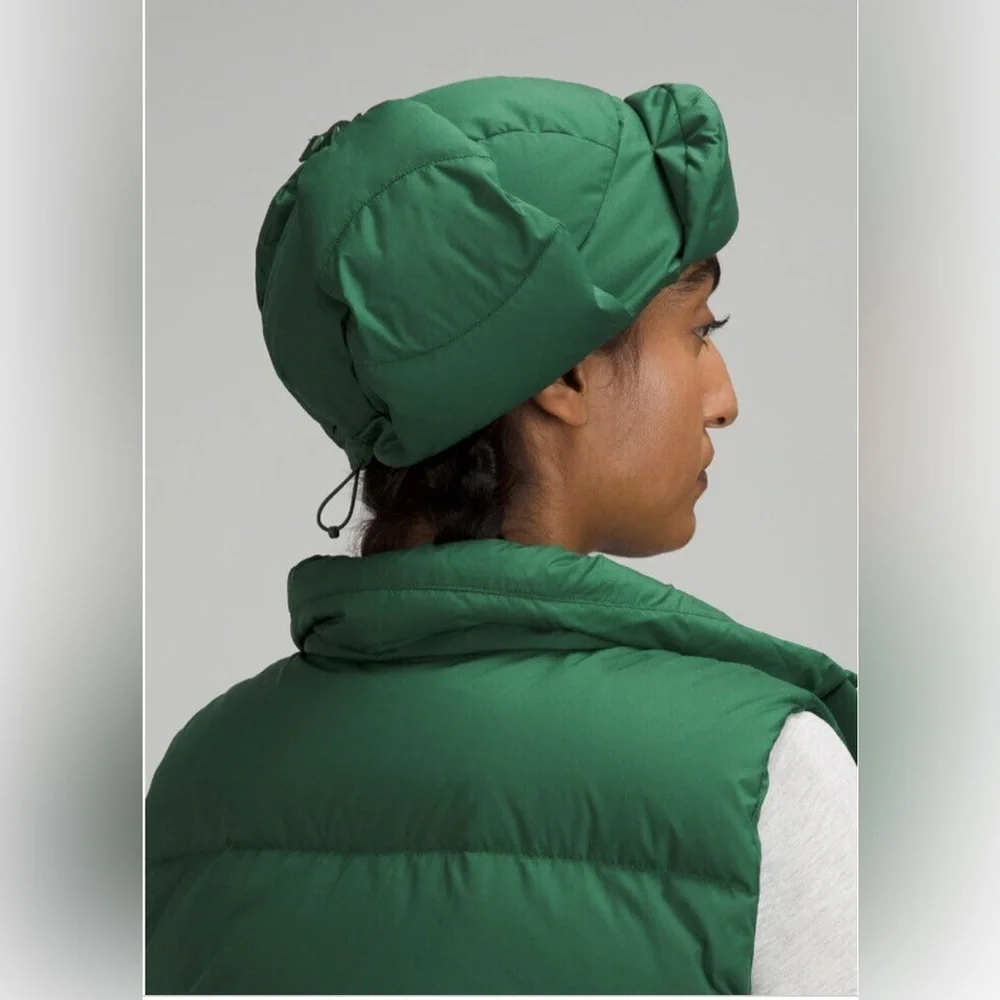 Lululemon Wunder Puff Trapper Hat in Everglade Green
